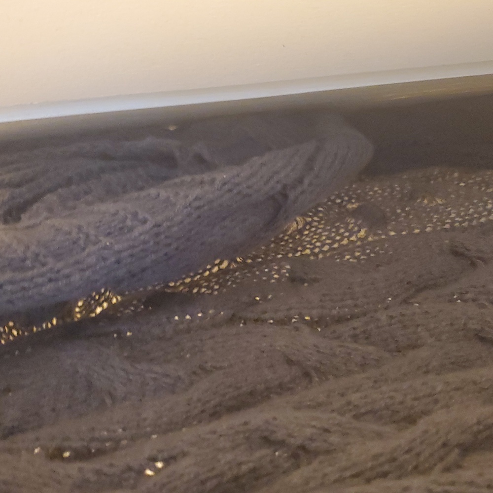 Stretchy - Picture 2 of 3